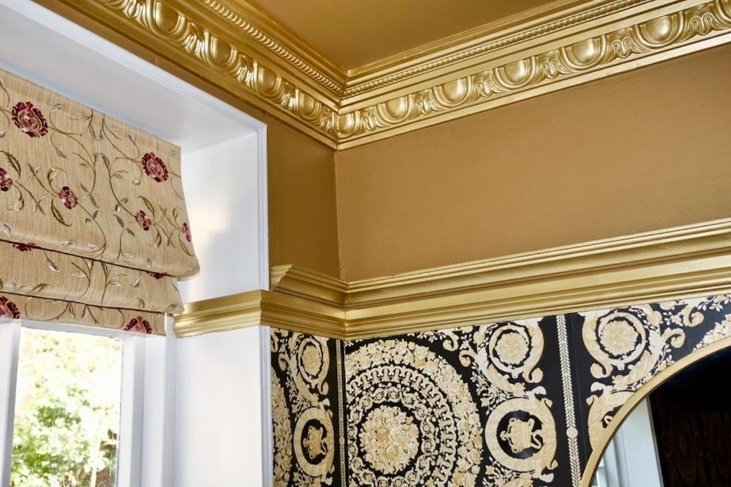 Вилла Huge Luxury 8 Bed Manor House Hot Tub Pool Table Саффрон-Уолден Экстерьер фото